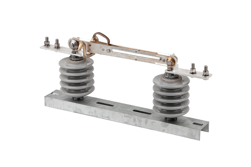 Chaves seccionadoras com fusíveis e sem fusíveis: qual é a diferença?