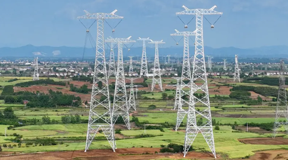 Guia abrangente para fusíveis de linhas de transmissão: dos materiais estruturais à prevenção de falhas